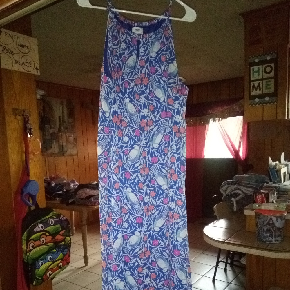 Women's  Old Navy maxi dress